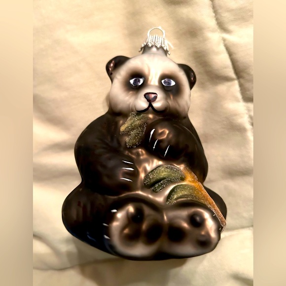 NWOT Rare, realistic German Panda Bear blown glass unique Christmas Ornament. - Picture 2 of 9